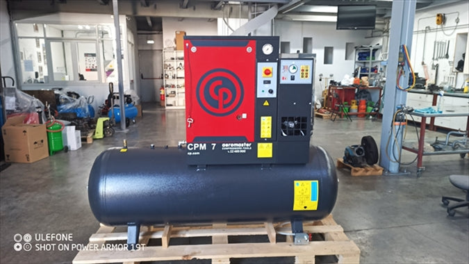 Αεροσυμπιεστής CHICAGO PNEUMATIC CPM9D10 400/50 500CE – επαγγελματικός, ανθεκτικός και υψηλής απόδοσης