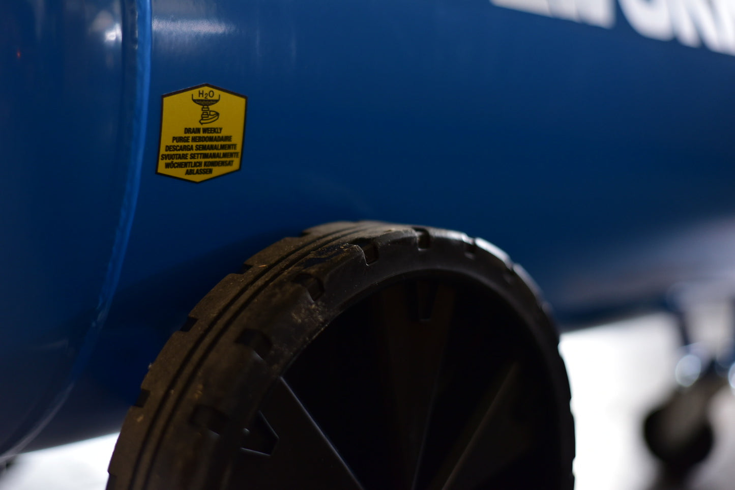 Bulworker Spirit 3200 εμβολοφόρος συμπιεστής αέρα 200 λίτρων 3HP