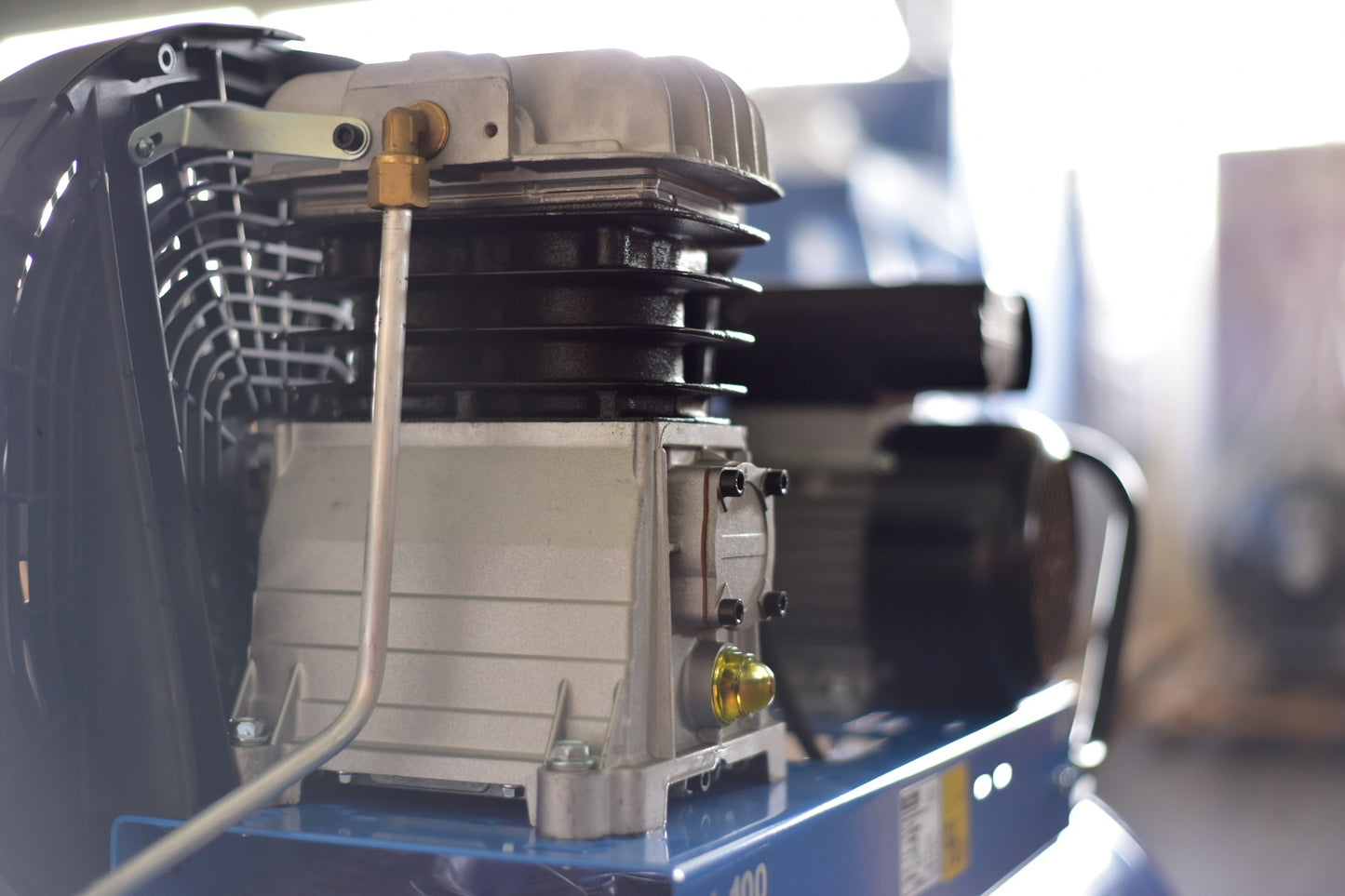 Bulworker Spirit 3200 εμβολοφόρος συμπιεστής αέρα 200 λίτρων 3HP