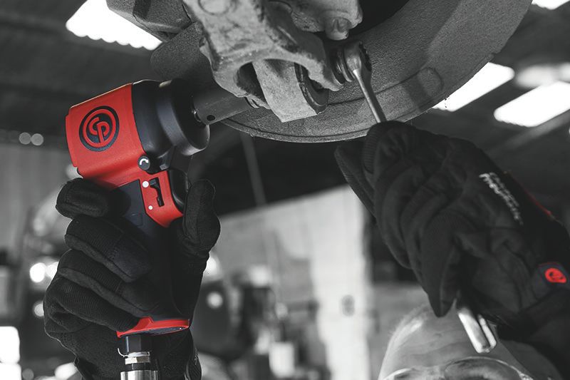 CP7732C Stubby 1/2 inch air impact wrench compact Chicago Pneumatic tool